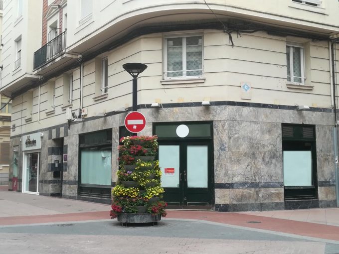 Imagen destacada de Local en alquiler en Logroño  con referencia AL0305