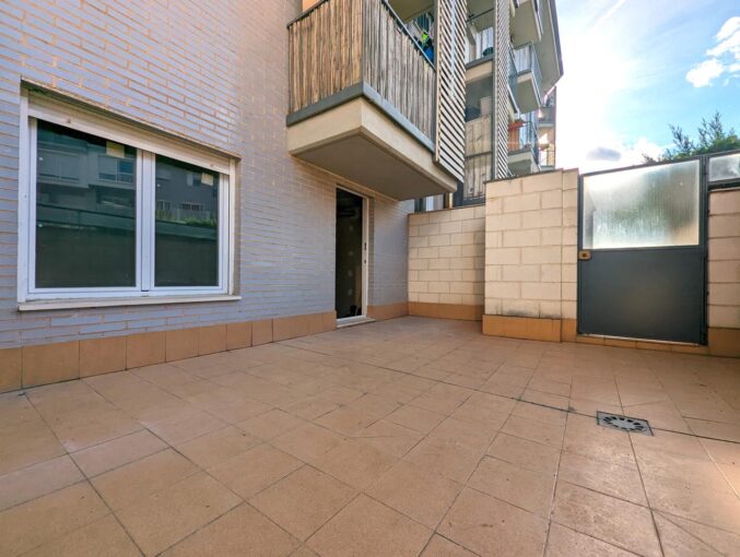 Imagen destacada de Local en venta en Villamediana de Iregua de 56 m2. Ref: L4253