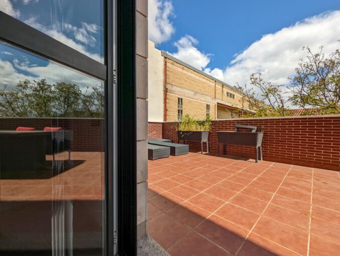 Imagen destacada de Casa / Chalet en venta en Entrena  con referencia C7576