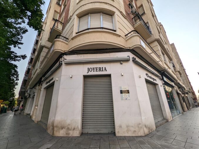 Imagen destacada de Local en alquiler en Logroño  con referencia AL02117