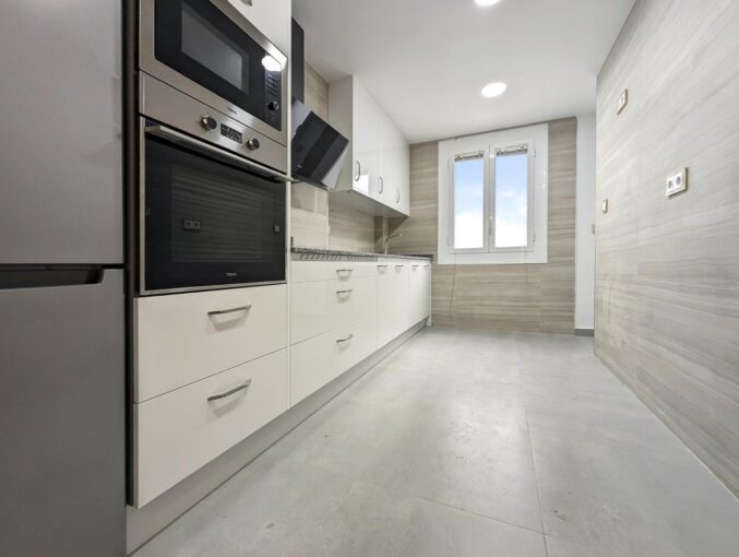 Imagen destacada de Piso en alquiler en Logroño  con referencia AP03314
