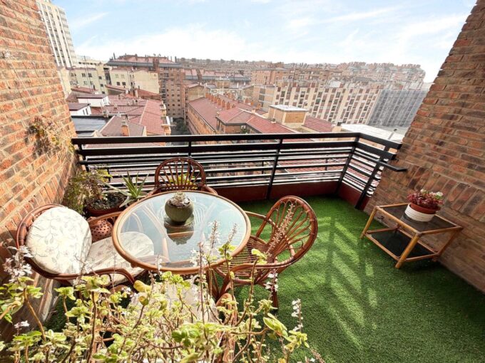 Imagen destacada de Piso en venta en Logroño  con referencia P03781